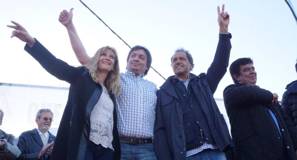 Magario, Kirchner, Scioli y Espinoza