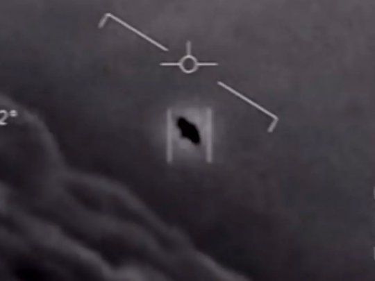 Imagen de un piloto militar estadounidense de un fenómeno aéreo no identificado observado años atrás.