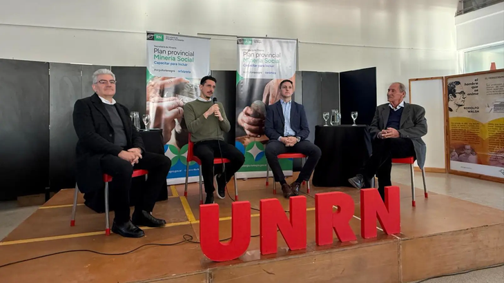 &nbsp;"Que la Universidad Nacional de R&iacute;o Negro con el prestigio, los a&ntilde;os y las carreras que tiene se involucre de lleno es una se&ntilde;al de que las cosas se vienen haciendo bien", dijo Joaqu&iacute;n Aberastain Oro.&nbsp;
