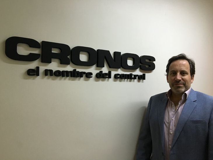 Roberto Ingham, presidente de Cronos y tercera generación familiar al frente de la compañía centenaria. Roberto Ingham, presidente de Cronos y tercera generación familiar al frente de la compañía centenaria.