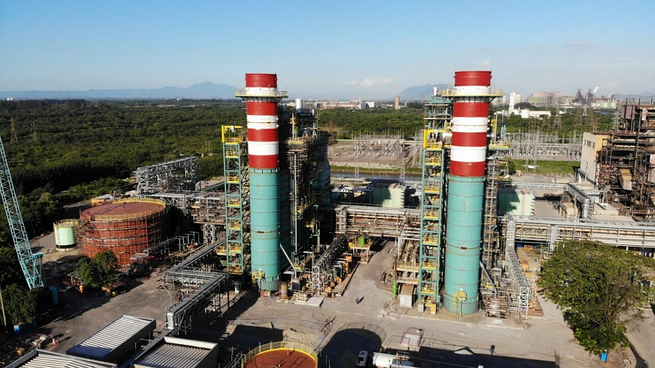 Con estas adquisiciones, Âmbar Energía se convierte en propietaria de la tercera mayor central termoeléctrica a gas de Brasil.