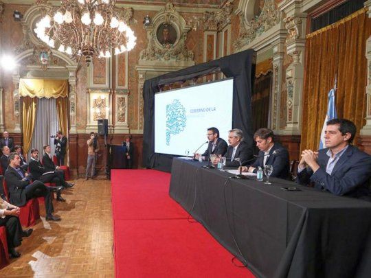 Axel Kicillof anticipó que el monedero electrónico también será utilizado en todos los comercios.