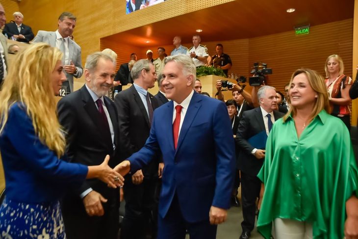 Martín Llaryora al ingresar a la Legislatura de Córdoba. Martín Llaryora al ingresar a la Legislatura de Córdoba.