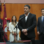 Gustavo Sáenz le toma juramento a Ignacio Jarsún, nuevo ministro de Gobierno y Justicia. Gustavo Sáenz le toma juramento a Ignacio Jarsún, nuevo ministro de Gobierno y Justicia.