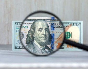 El mercado redujo sus expectativas de aumento en el precio del dólar. El mercado redujo sus expectativas de aumento en el precio del dólar.