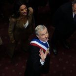 Kast ordenó la implementación de barreras físicas. Kast ordenó la implementación de barreras físicas.