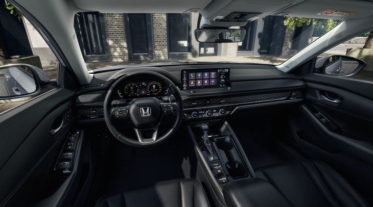 The Accord Advanced Hybrid incorporates Honda's e:HEV technology. The Accord Advanced Hybrid incorporates Honda's e:HEV technology.
