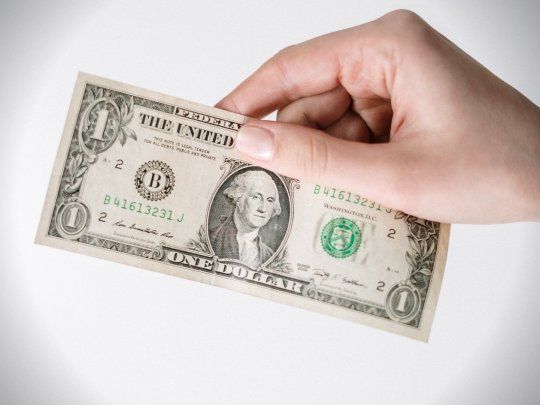 DÓLAR