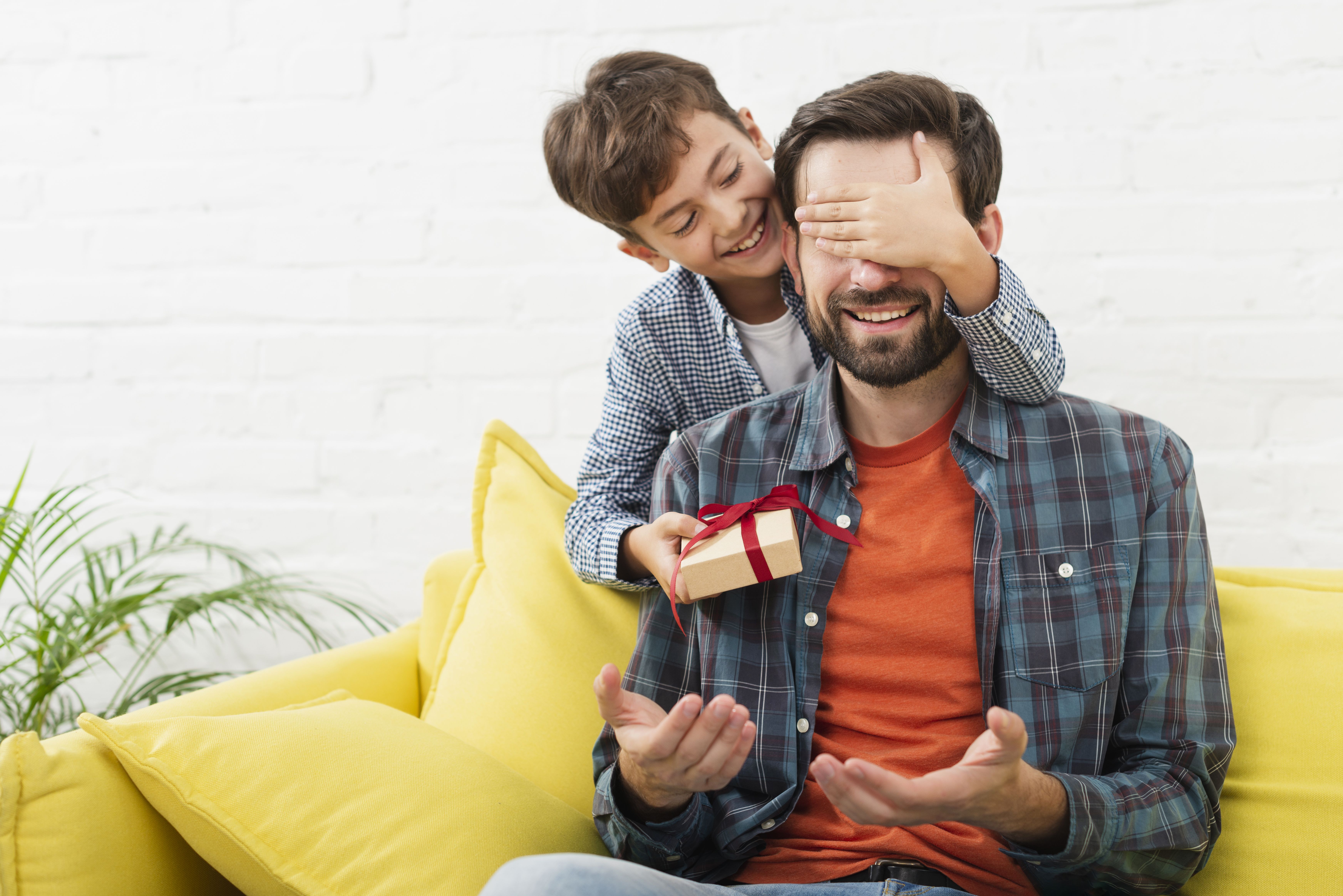 Se aproxima el Día del Padre y queda poco tiempo para comprar el regalo.