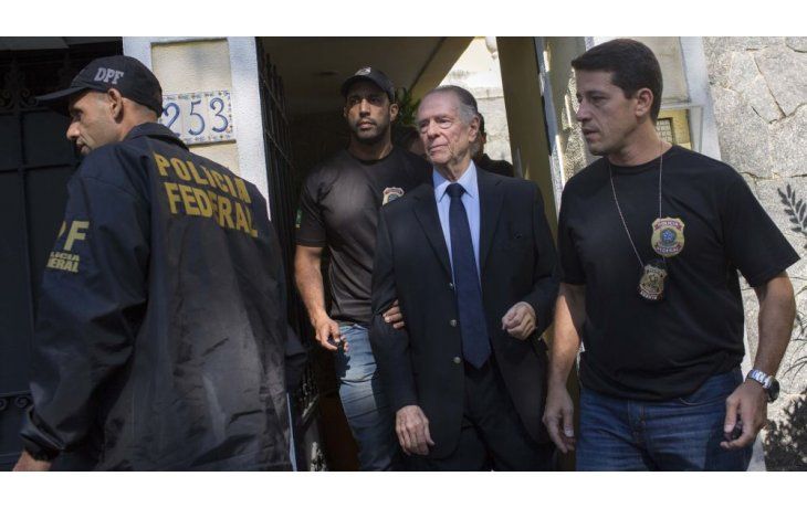 Efectivos policiales se desplegaron en Rio de Janeiro para detener al presidente del COB, Carlos Nuzman.