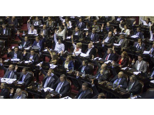 La ley de leyes obtuvo 177 votos a favor, 58 en contra y 4 abstenciones.