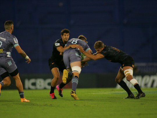 Jaguares no pudo ante Hurricanes.
