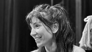 Belén Santos protagoniza Silencio de hembra en el marco de los 30 años del Teatro Tadrón. Belén Santos protagoniza Silencio de hembra en el marco de los 30 años del Teatro Tadrón.