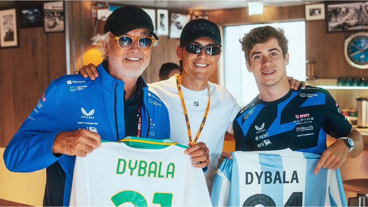 Paulo Dybala visited Franco Colapinto in the GP in Formula 1’s Netherlands and gave him a shirt