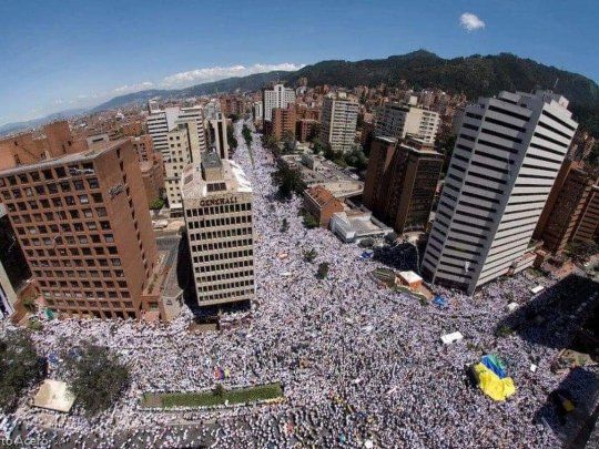 Multitudinaria marcha en Colombia contra el Gobierno de Duque.&nbsp;