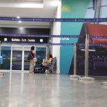 La Administración Nacional de Aviación Civil (ANAC) se sumó a la medida de fuerza. La Administración Nacional de Aviación Civil (ANAC) se sumó a la medida de fuerza.