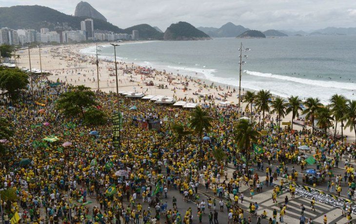 La ultraderecha salió a las calles para levantar al alicaído Bolsonaro