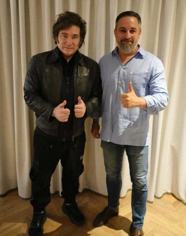 Javier Milei con Santiago Abascal ayer en Madrid. Javier Milei con Santiago Abascal ayer en Madrid.