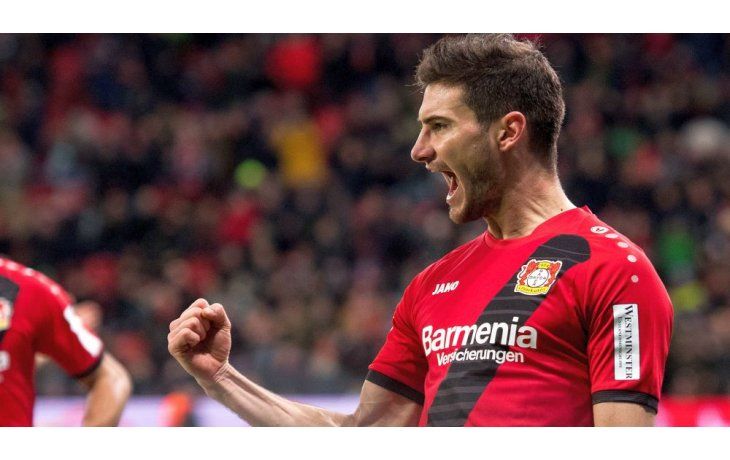 Lucas Alario marcó el gol del triunfo de Bayer Leverkusen.
