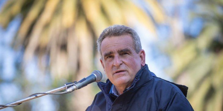 el-ministro-defensa-y-precandidato-senador-santa-fe-agustin-rossi