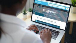 Limits on enrollment in the Progresar Scholarship program. Limits on enrollment in the Progresar Scholarship program.
