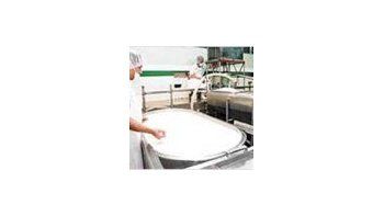 Gobierno lanzó créditos para productores lácteos Pymes