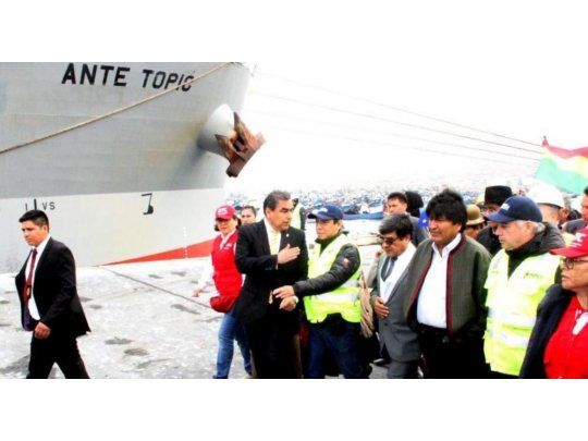 Evo Morales busca impulsar el comercio vía Perú