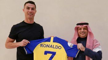 Cristiano Ronaldo es oficialmente jugador de Al-Nassr.&nbsp;