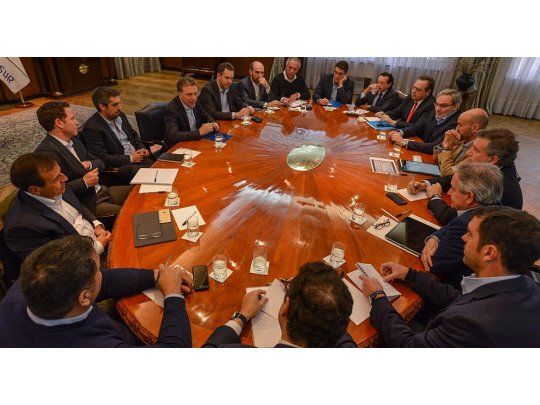 Nicolás Dujovne encabezó una nueva reunión de coordinación de Gabinete Económico.