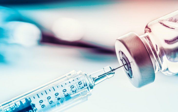 SinoPharm, que tiene dos vacunas en fase de prueba, posee una capacidad de fabricación anual de 220 millones de dosis, dijo Liu&nbsp;Jingzhen, presidente de la farmaceutica.