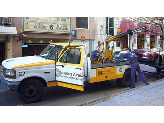 Larreta avanza con el estacionamiento pago en la Ciudad y da más concesiones a las grúas
