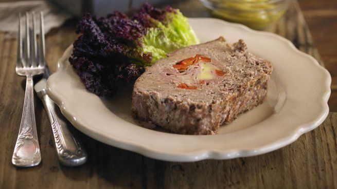 Pan de carne relleno.