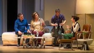 Alejo García Pintos, Verónica Llinás, Tomás Fonzi y Anita Guitiérrez en Una navidad de mierda.&nbsp;