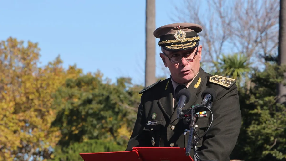 The head of the Army warned about the risks of militarizing the streets to combat crime