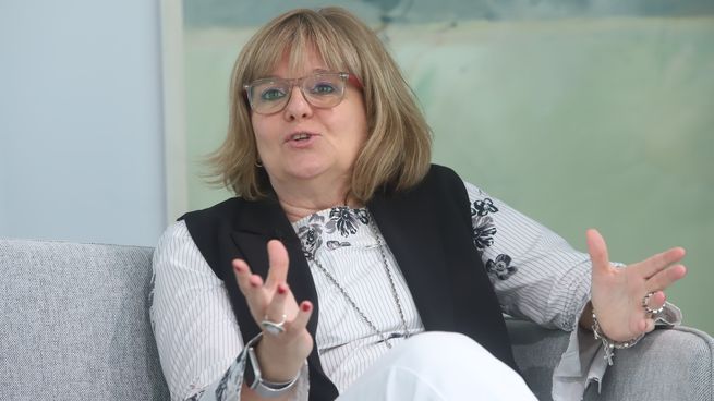 Norma Ramiro trabajó durante más de dos décadas como directora ejecutiva de la Agencia Comercial e Inversiones del Gobierno Federal de Australia en Argentina. En mayo de 2025 estuvo en Ámbito Debate de Energía y Minería.