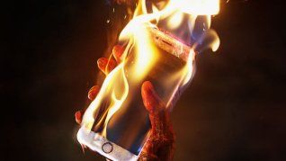 Si bien es normal que el celular se caliente de vez en cuando, si esto es constante se vuelve un problema. Si bien es normal que el celular se caliente de vez en cuando, si esto es constante se vuelve un problema.