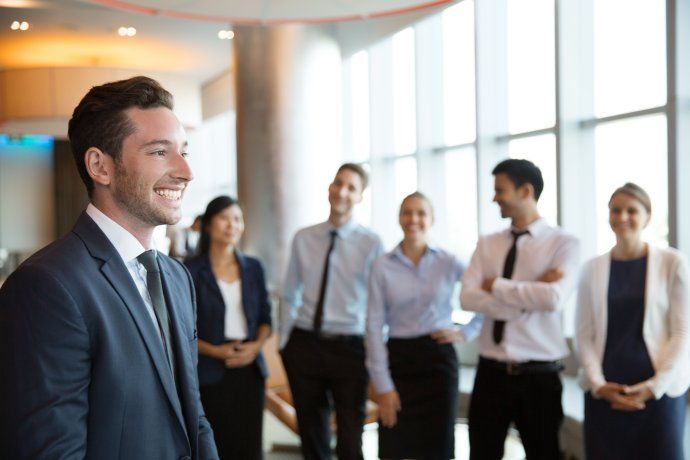 Un factor relevante entre los jóvenes es generar un entorno emocionalmente saludable.