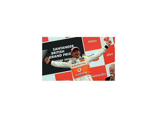 F1: Hamilton se impuso en Silverstone y ahora es líder