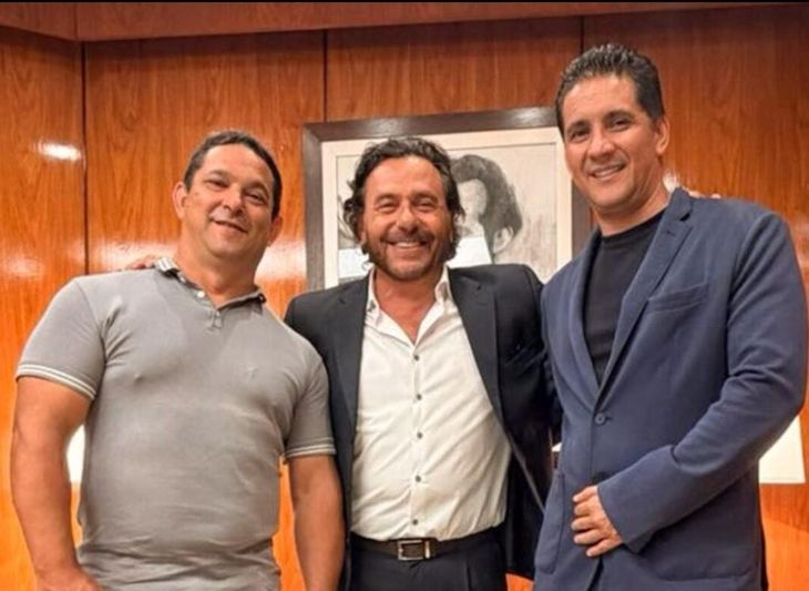 El gobernador Gustavo Sáenz junto a los diputados Claudio Álvarez (San Luis) y Gerardo Gustavo González (Formosa), que se sumaron al bloque Innovación Federal. El gobernador Gustavo Sáenz junto a los diputados Claudio Álvarez (San Luis) y Gerardo Gustavo González (Formosa), que se sumaron al bloque Innovación Federal.