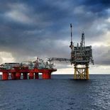 Gustavo Salle pide que Edgardo Ortuño dé explicaciones por los contratos sobre exploración de hidrocarburos en el mar. Gustavo Salle pide que Edgardo Ortuño dé explicaciones por los contratos sobre exploración de hidrocarburos en el mar.