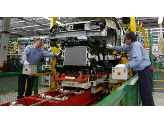 La crisis económica golpea al sector automotriz