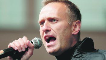 VÍCTIMA. Alexéi Navalni, en una foto de archivo. La confirmación de que fue envenenado generó graves acusaciones contra el Kremlin.