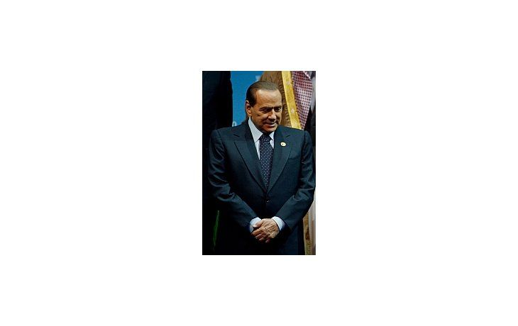 El Primer Ministro, Silvio Berlusconi atraviesa un complicado presente.