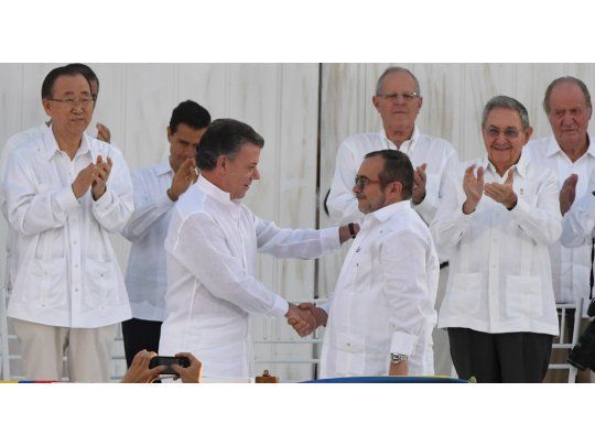 Histórico: Colombia y las FARC firmaron acuerdo y sellaron la paz
