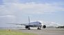 El Boeing 777 de China Eastern recibió el bautismo de bienvenida en su aterrizaje en Ezeiza.