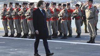 El gobierno francés avanza con un servicio militar voluntario en medio de un clima de tensión en Europa. El gobierno francés avanza con un servicio militar voluntario en medio de un clima de tensión en Europa.