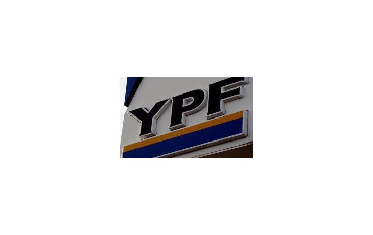 La acción de YPF perdió 1,4% en el Merval y 0,2% en el NYSE
