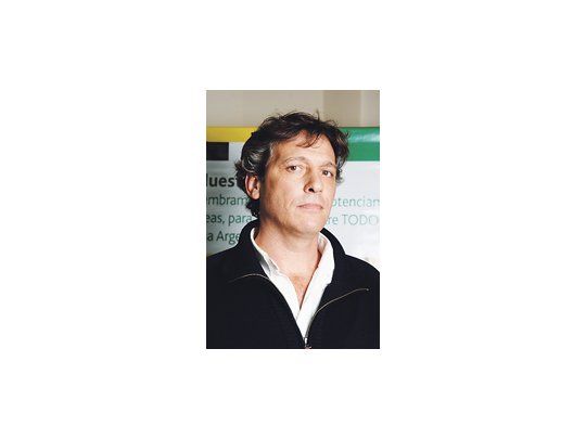 Hermenegildo Pini, productor de olivo de la región de los Valles Cordilleranos y miembro de CREA, asegura que la olivicultura ha mejorado un 10% el precio de la aceituna para conserva  respecto de  la campaña pasada, pero los costos se  han incrementado un 35%.