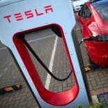 Tesla, marca líder de vehículos eléctricos, dispone de un importante excendete Tesla, marca líder de vehículos eléctricos, dispone de un importante excendete