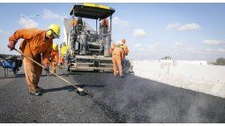 The Government will privatize the company in charge of route maintenance. The Government will privatize the company in charge of route maintenance.